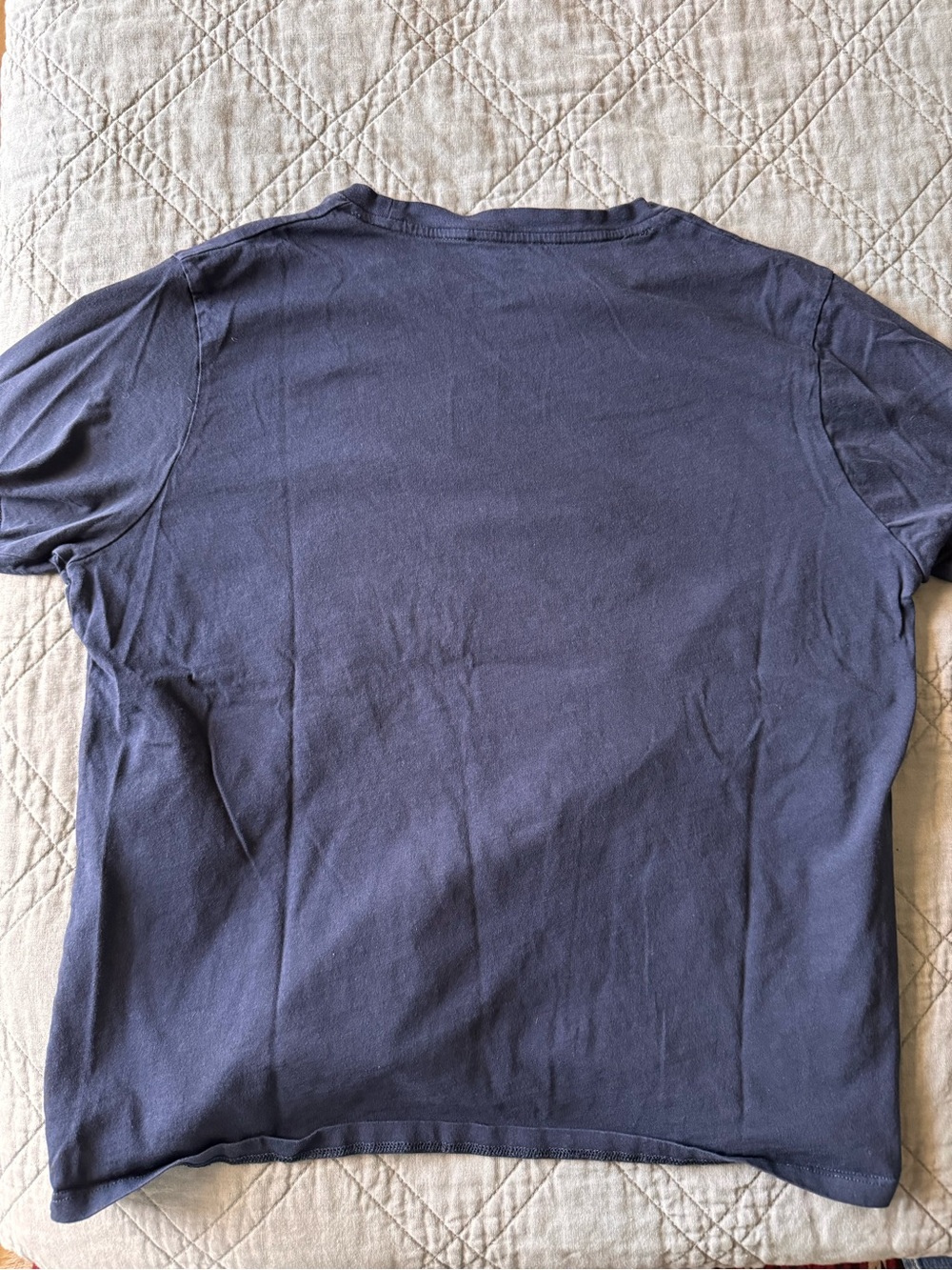 Sézane Navy Graphic Tee "L'ART DE LIRE" Size Large - Picture 8 of 8
